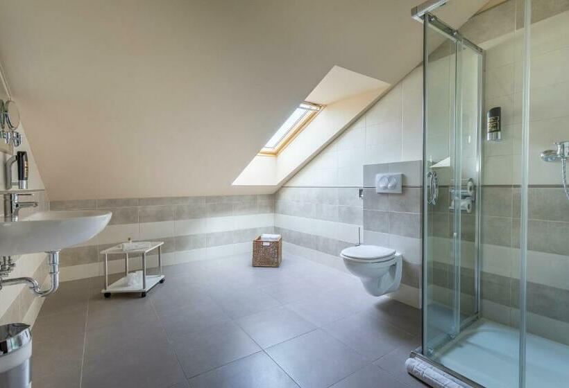 スタンダードルーム, Gino Park Palace