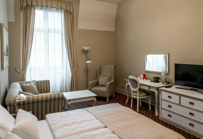 جناح ديلوكس, Gino Park Palace