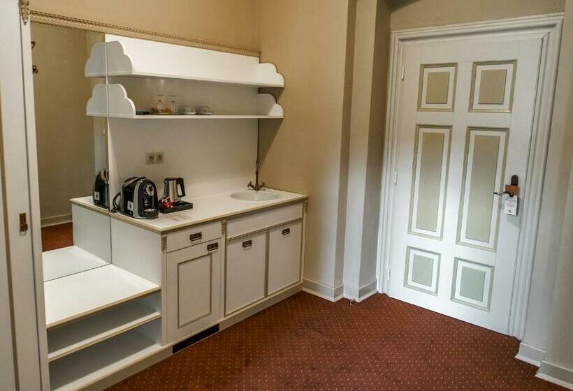 デラックススイート, Gino Park Palace