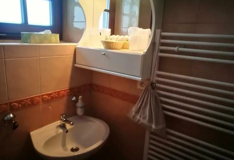 Huoneisto 1 Makuuhuone, Horský Hotel Hájenka