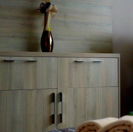 컴포트 스위트, Kristína