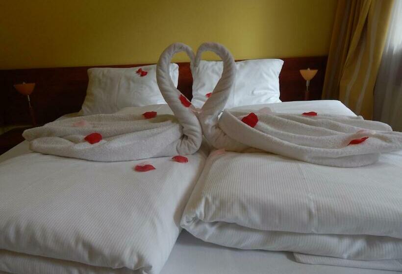 스탠다드 룸, Polovnik