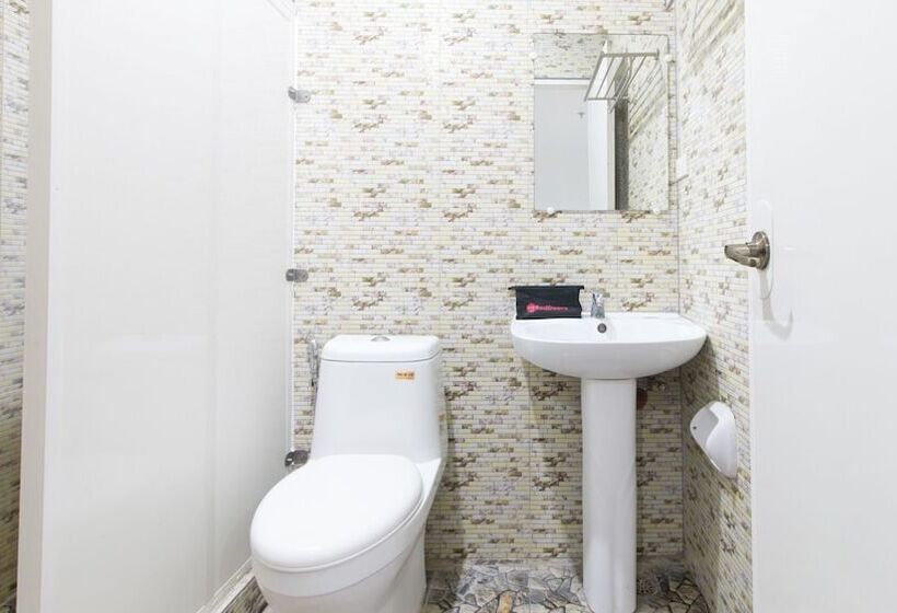 اتاق خانوادگی, Reddoorz Plus Near Vigan City Commercial Center