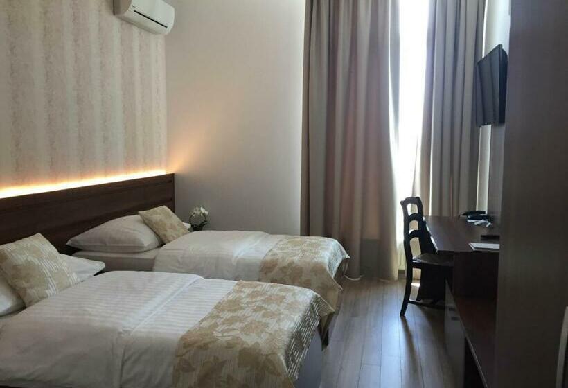 高级大房间, Samaria