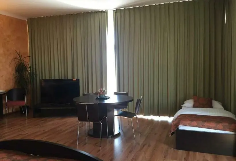 スーペリアの４人部屋, Samaria