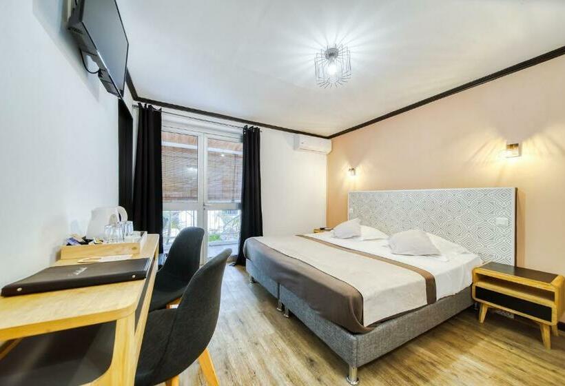 اتاق استاندارد, Sud Hôtel