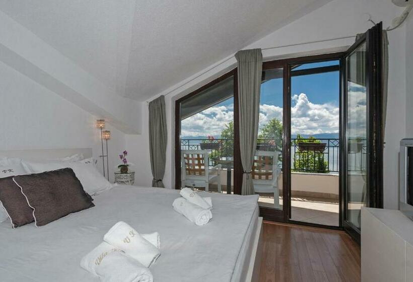 اتاق استاندارد با چشمانداز دریاچه, Villa Klia