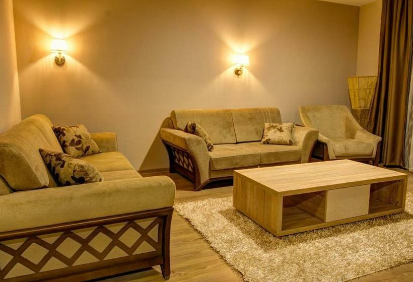 سوییت, Mirage Hotel   Struga