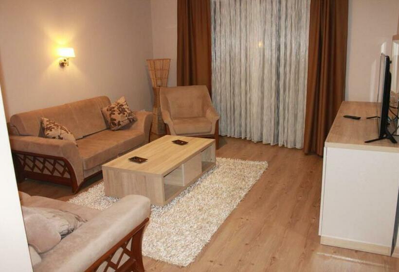 سوییت, Mirage Hotel   Struga
