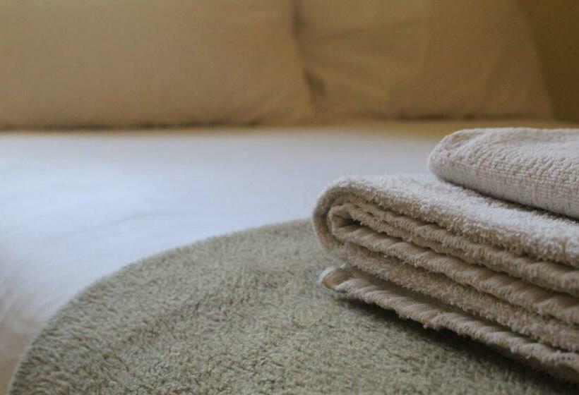 バス共有のスタンダードルーム, Big Blue Backpackers