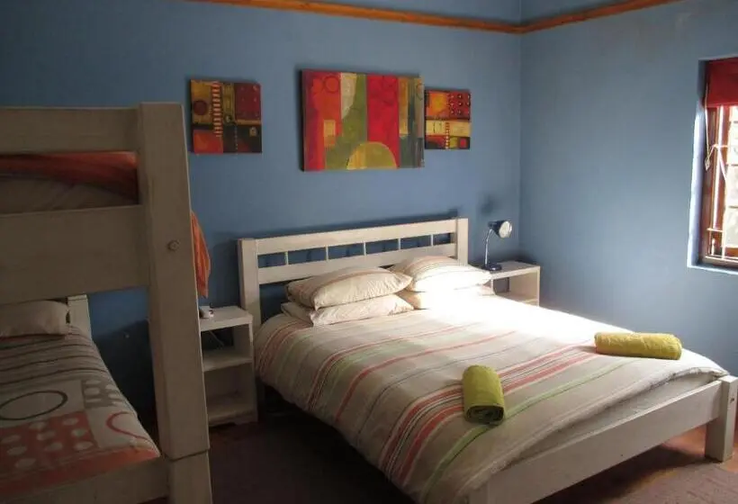 Perhehuone Jaettu Kylpyhuone, Hermanus Backpackers & Budget Accommodation