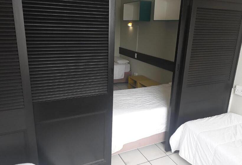 استودیوی استاندارد با چشم‌انداز دریا, Seaboard Hotel & Holiday Apartments