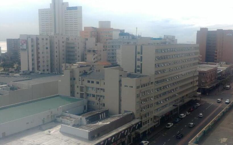 海の見えるスタンダードスタジオ, Seaboard Hotel & Holiday Apartments