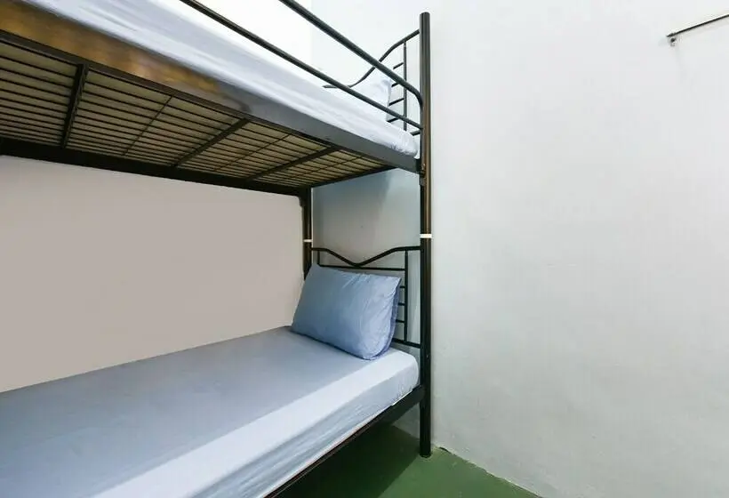 اتاق استاندارد یک نفره, Spot On 89872 Kuantan Backpackers