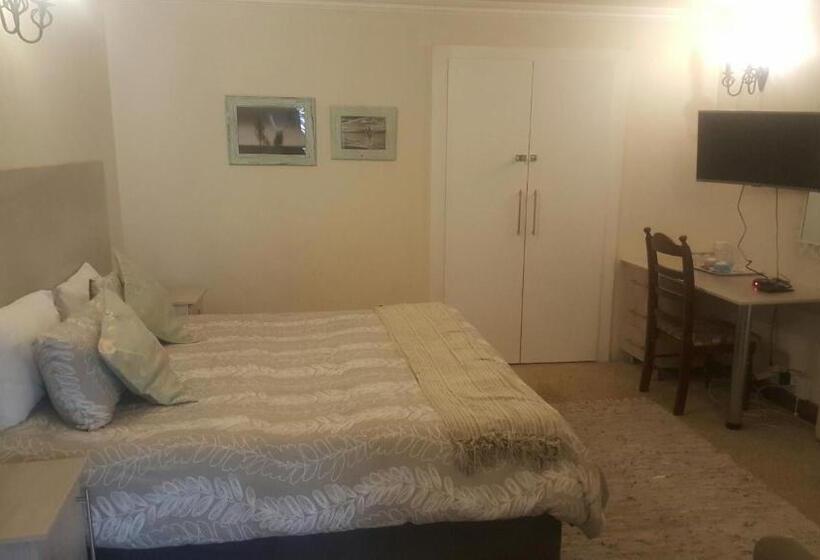 Deluxe-perhehuone, 12 On Vaal Drive Guesthouse