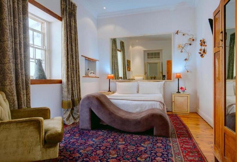 Трехместный Номер Deluxe, 81 On Church Guest House