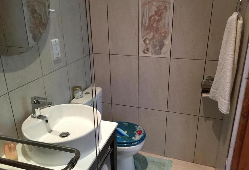 غرفة ديلوكس, Central Hotel Guest House