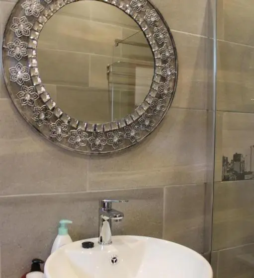 デラックスルーム, Central Hotel Guest House
