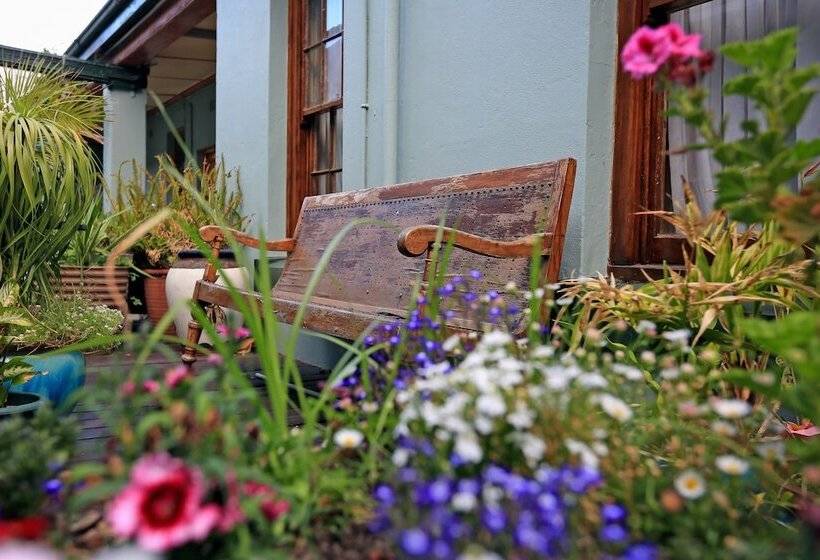 Номер Стандарт, Central Hotel Guest House