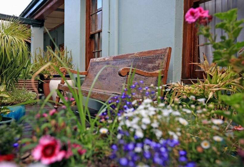 غرفة قياسية, Central Hotel Guest House