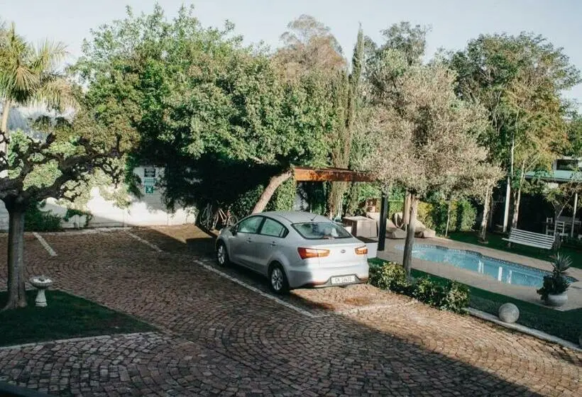 デラックスルーム, Cummings Guesthouse