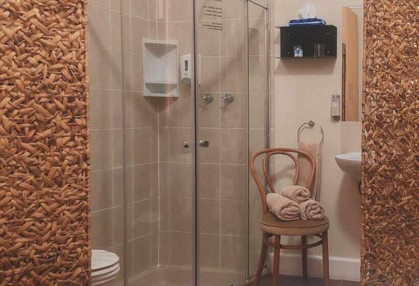 Номер Стандарт, Cummings Guesthouse