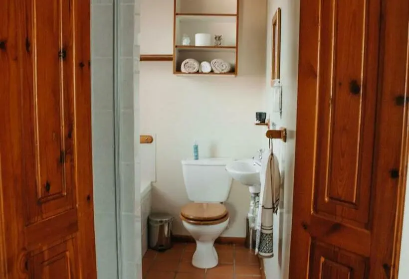 クラシックルーム, Cummings Guesthouse