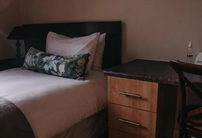 スタンダードシングルルーム, Cummings Guesthouse