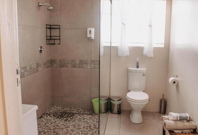 기본룸, Cummings Guesthouse