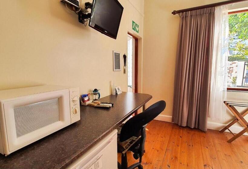 기본룸, Cummings Guesthouse