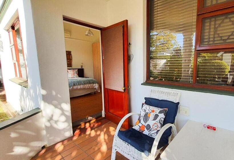 غرفة أساسية, Cummings Guesthouse