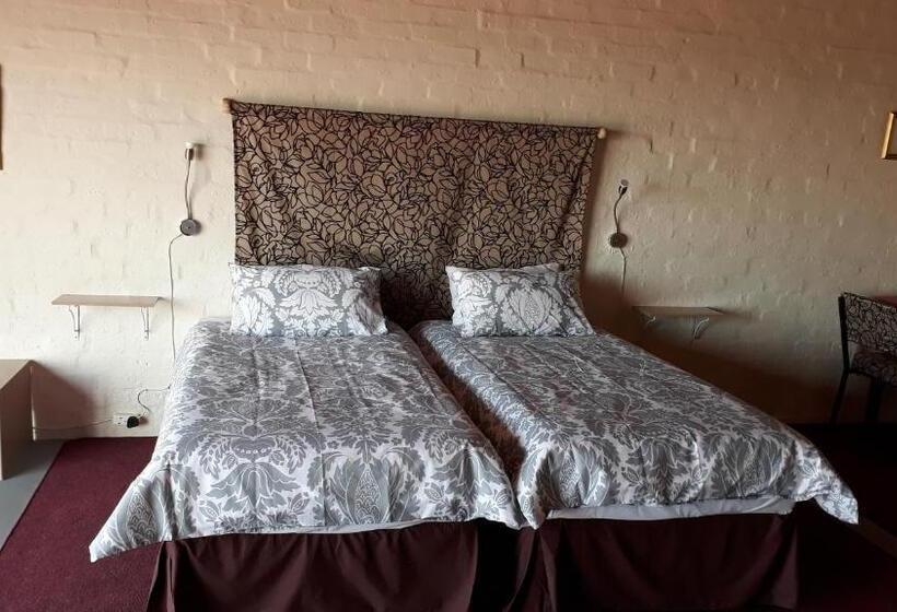 Triple Room Sea View, Jack's Seaview Inn