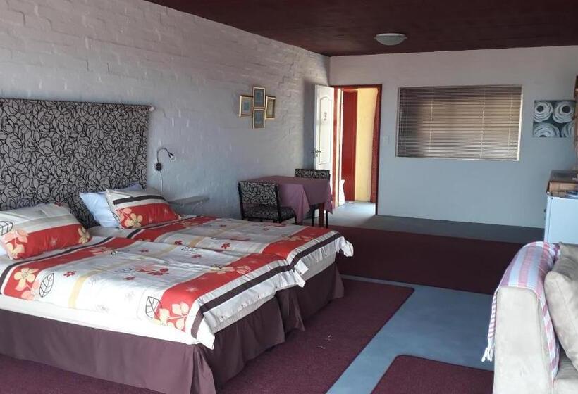 Triple Room Sea View, Jack's Seaview Inn