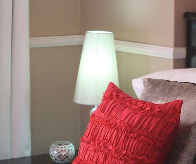 חדר משפחתי נוף לגינה, La Loggia On Portland