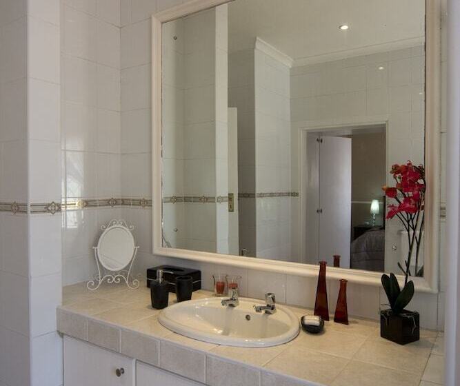 חדר משפחתי נוף לגינה, La Loggia On Portland