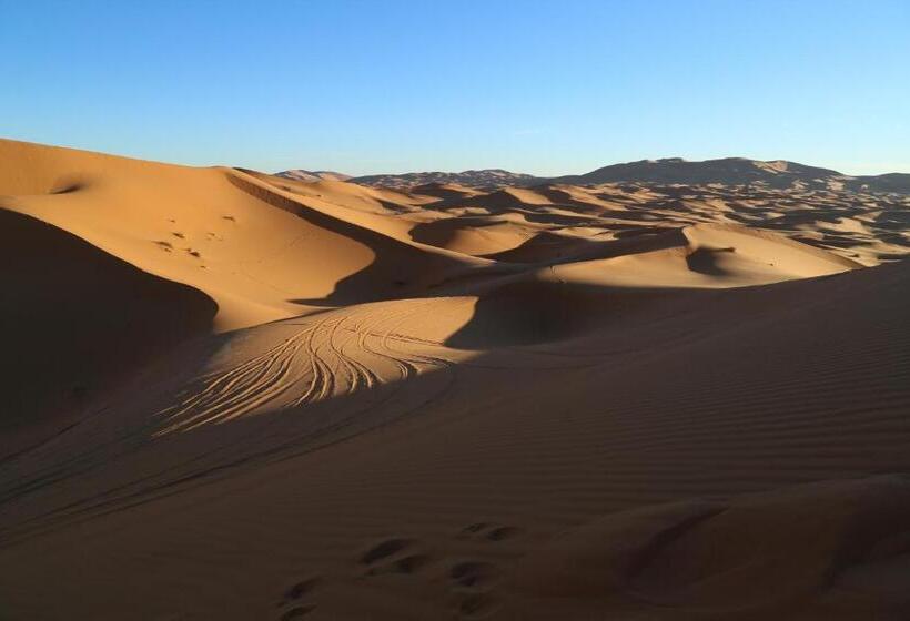 اتاق استاندارد سه نفره, Maison Merzouga Guest House