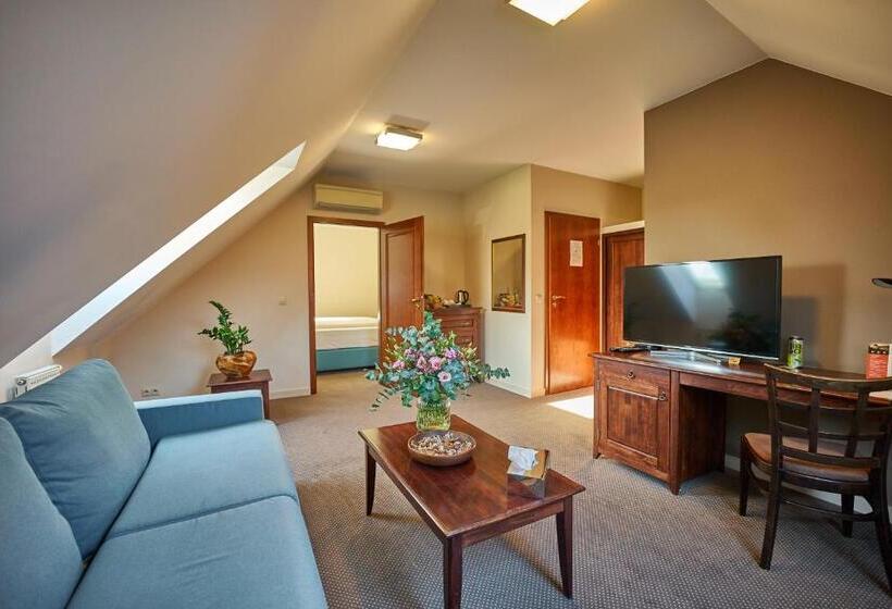 Svit, Pension & Restaurant Patriot Trnava