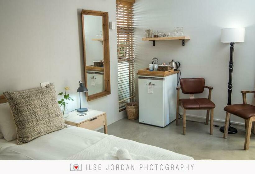 Номер Стандарт Внутренний, Raw Karoo Guest House