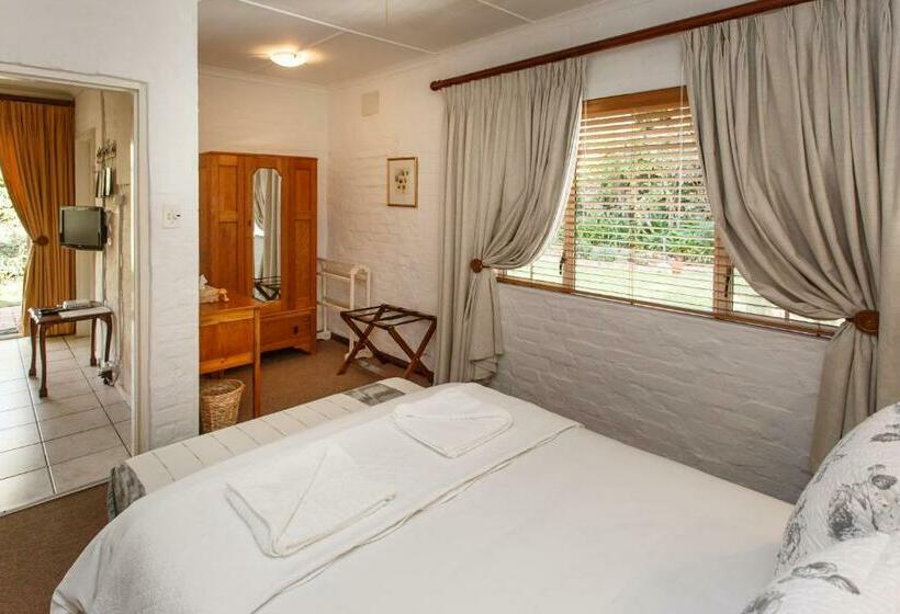 Люкс Повышенной Комфортности, Raw Karoo Guest House