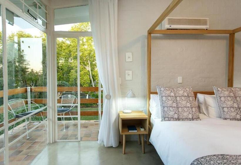 Номер Стандарт с Балконом, Raw Karoo Guest House