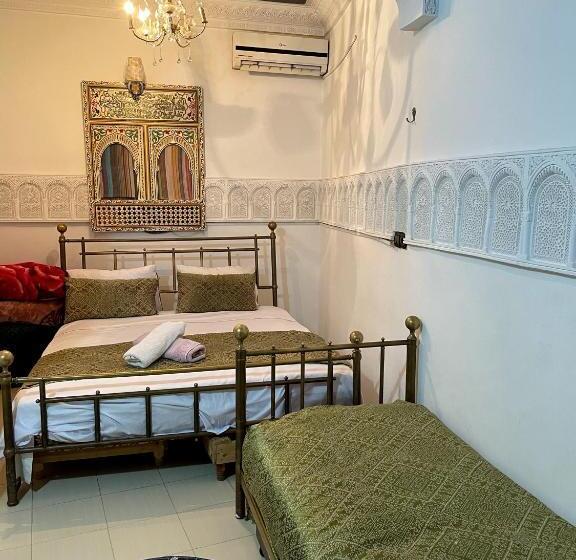 컴포트 트리플 룸, Riad Malak