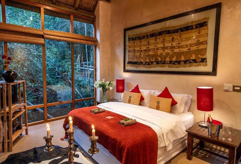 غرفة ديلوكس مزودة بتراس, Trogon House And Forest Spa
