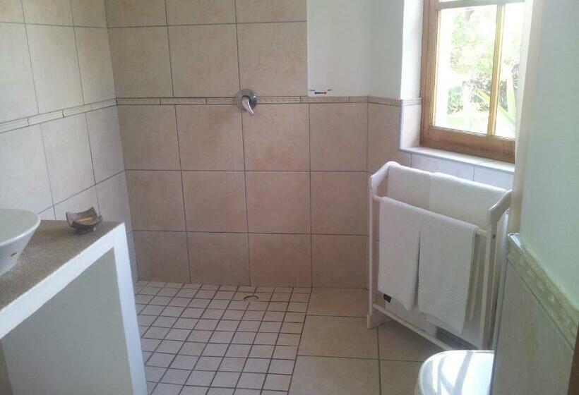 חדר סטנדרט עם מיטת קינג, Wheatlands Lodge