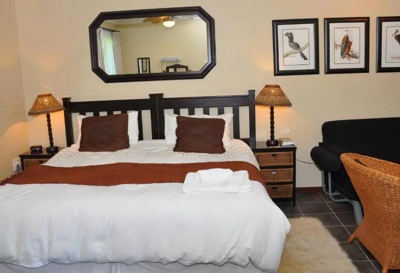 ファミリールーム, Birds Of Paradise B&b