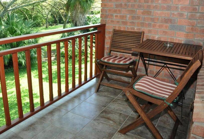 غرفة قياسية مزوَّدة بشُرفة, Birds Of Paradise B&b