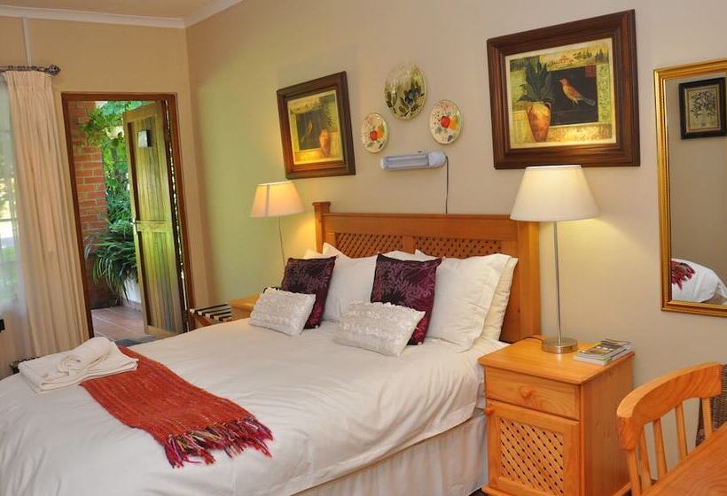 Номер Стандарт Вид на Сад, Birds Of Paradise B&b