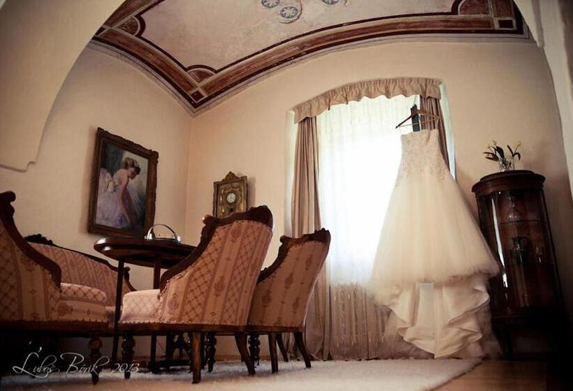스위트, Chateau Grandcastle