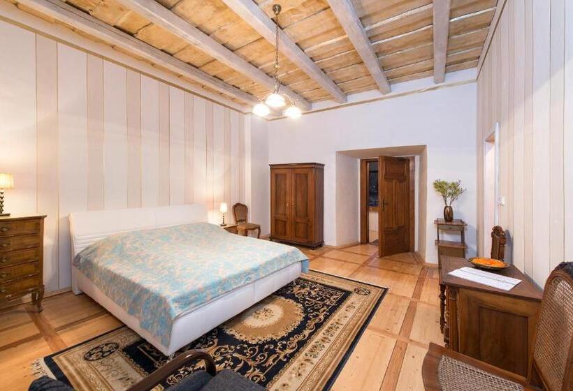 חדר פרמיום, Chateau Grandcastle