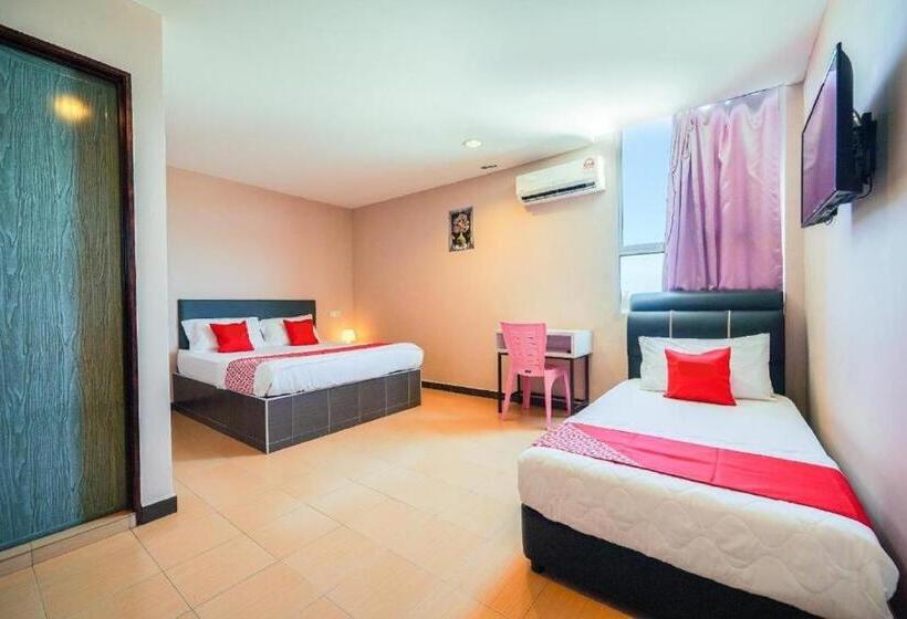 غرفة سوبيريور ثلاثية, Cmn Hotel & Homestay