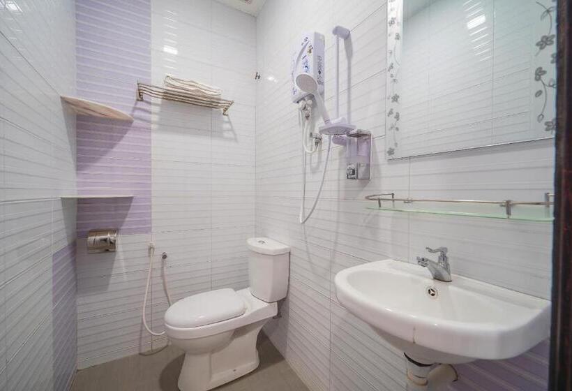 جناح عائلي, Cmn Hotel & Homestay